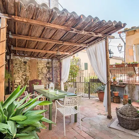 Holiday home L'arco Della Fonte